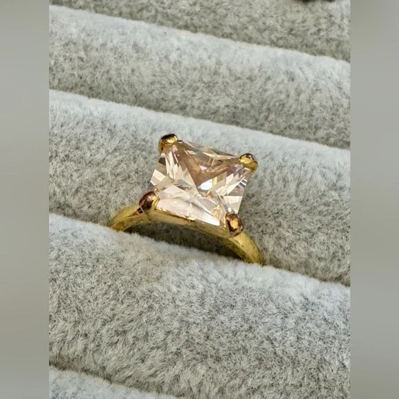 Princess Cut Faux Champagne Morganite Stone Gold Tone Ring - Picture 2 of 5